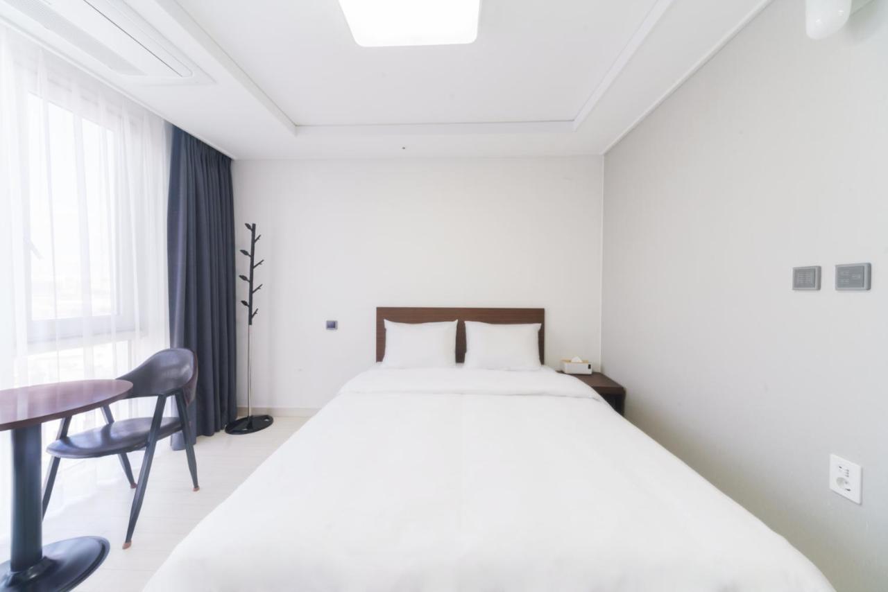 The Venezia Suite Hotel Chuncheon Εξωτερικό φωτογραφία