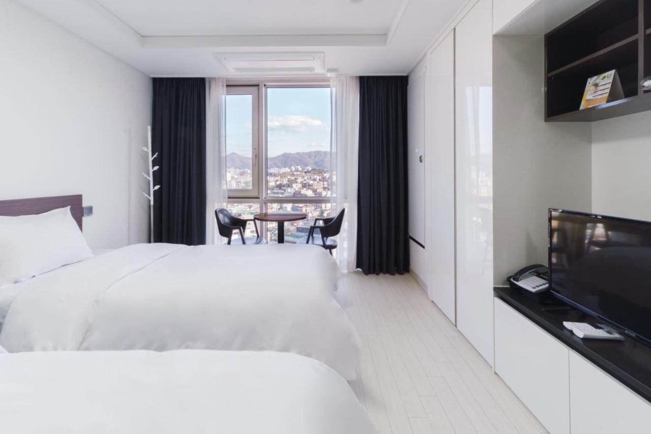 The Venezia Suite Hotel Chuncheon Εξωτερικό φωτογραφία